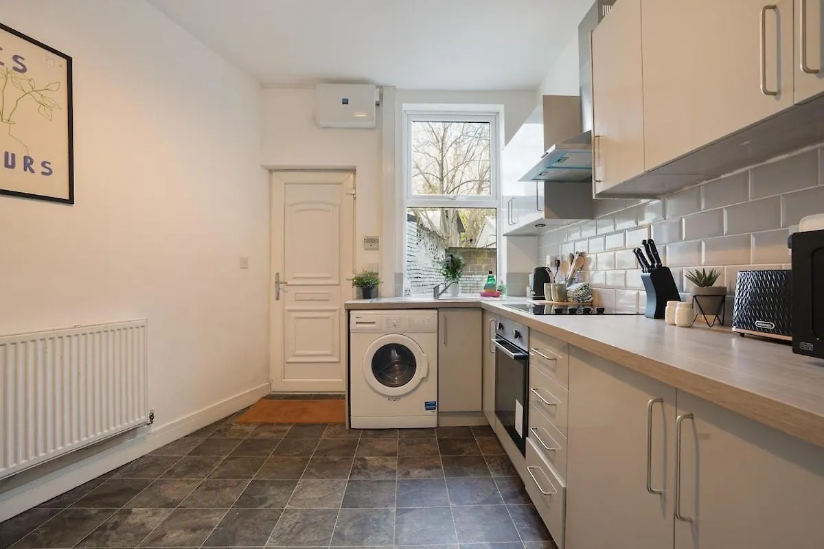 Modern 2 Bed Apartment In Hillsborough With Free Secure Parking - Hosted By Stay Host Save Sheffield Wielka Brytania