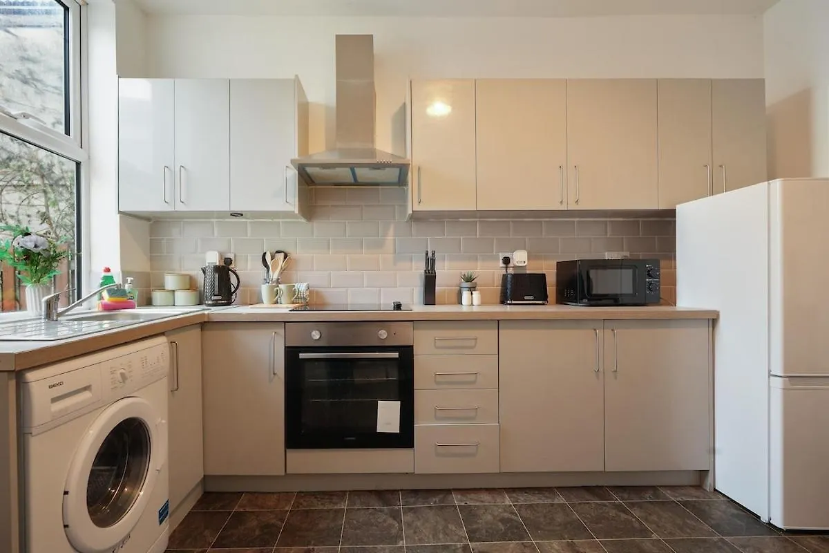 Modern 2 Bed Apartment In Hillsborough With Free Secure Parking - Hosted By Stay Host Save Sheffield Wielka Brytania