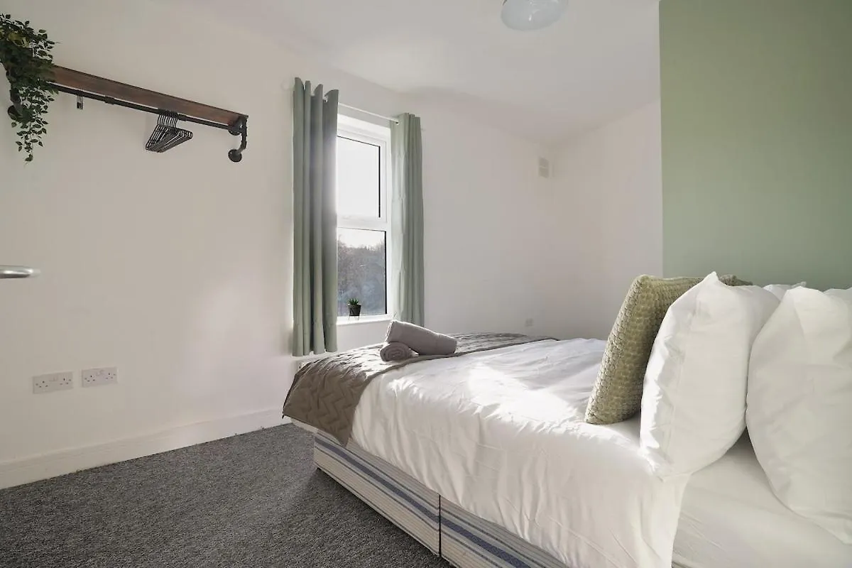 Modern 2 Bed Apartment In Hillsborough With Free Secure Parking - Hosted By Stay Host Save Sheffield